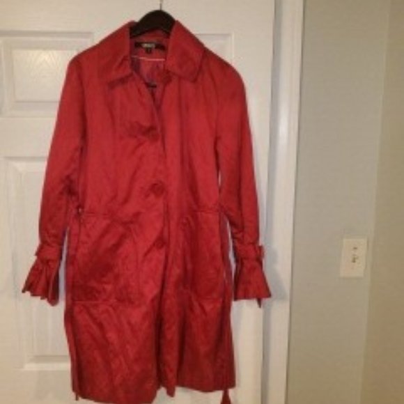 DKNY Cranberry Evening Trench Coat - Picture 1 of 3